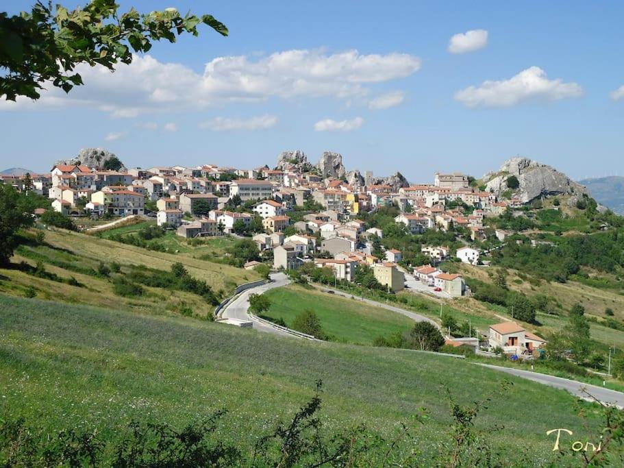 Casarosaria Italie Molise Pietrabbondante Villa Buitenkant foto